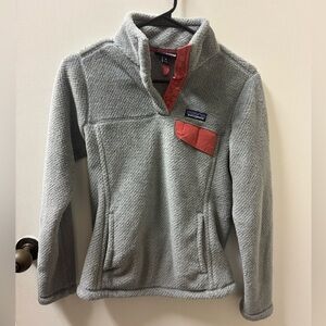 WOMANS XS Patagonia Gray Fleece Jacket